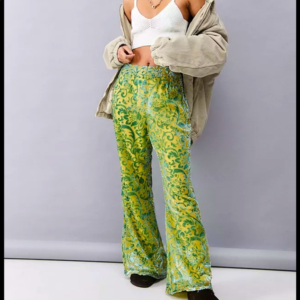 Flare Pants UNWORN
